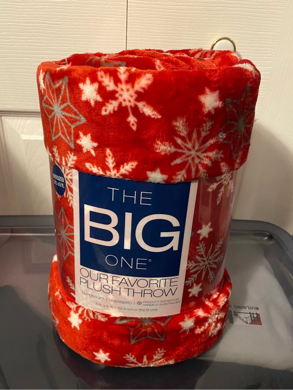 The big one oversized snowflake throw blanket